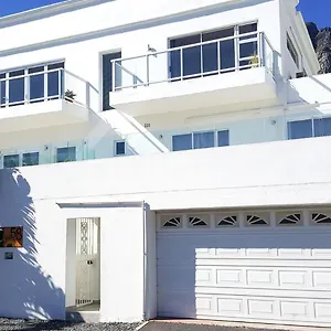https://villa-c-bay-58.hotels-capetown.com